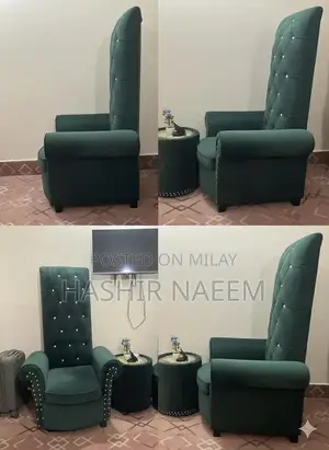 Photo - Coffee chairs and table