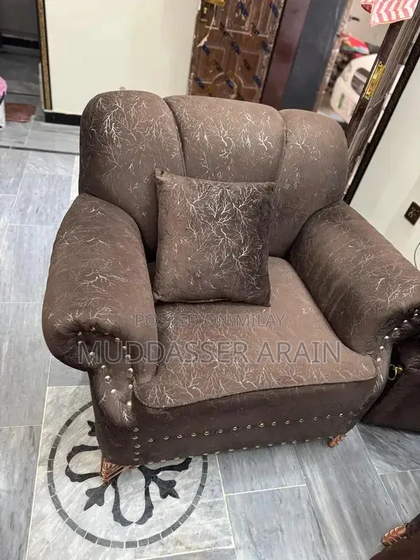 6 seater sofa set fully poshished
