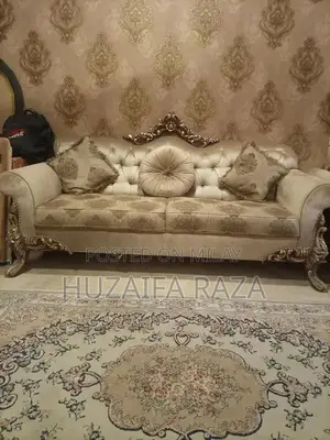 7 seeter sofa set ,