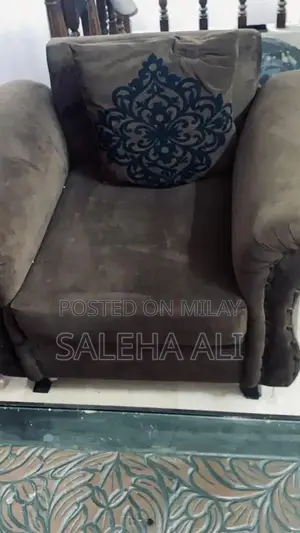 7- seater sofa set with couch