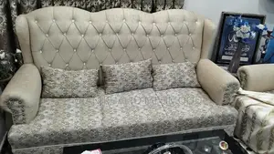 7 seater sofa boht km use hoa hai. new jesa hai.