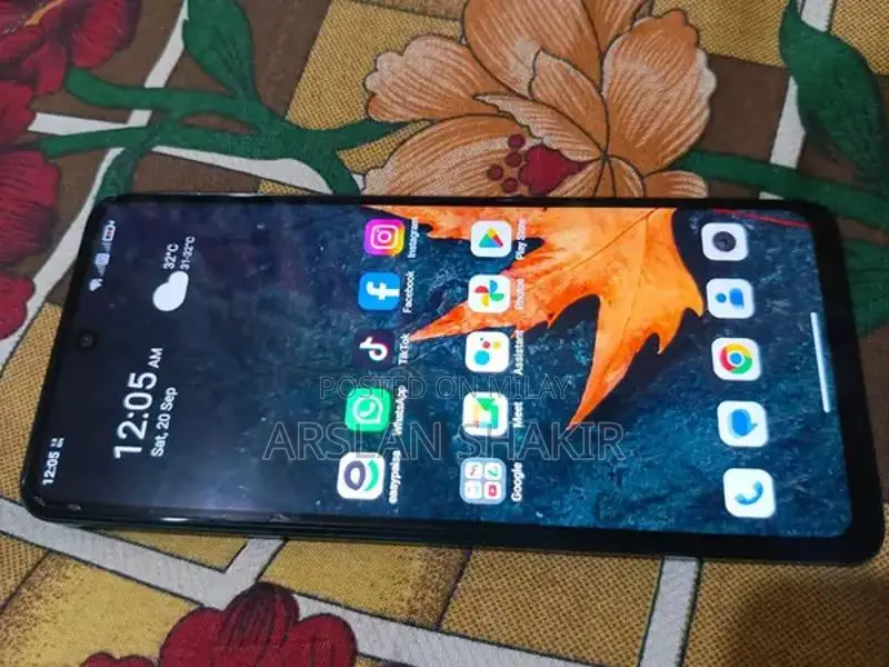 note 23 8+8/256  g99