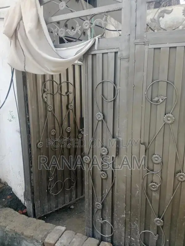 Iron Main Gate 8 feet