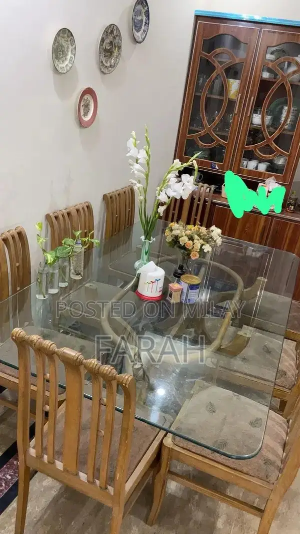 8 Seater Dinning Table Set