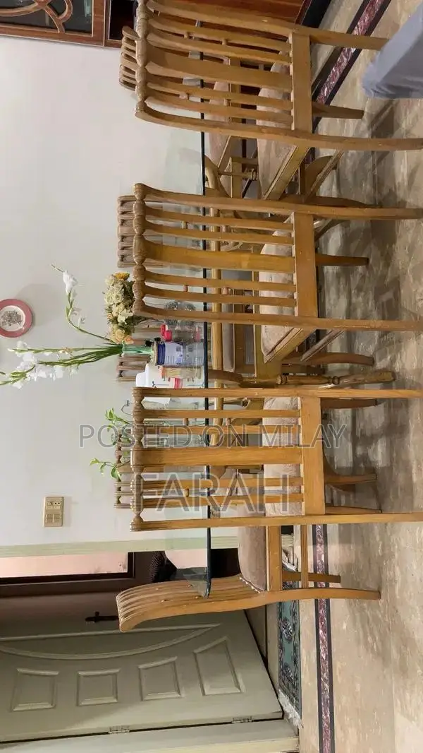 8 Seater Dinning Table Set