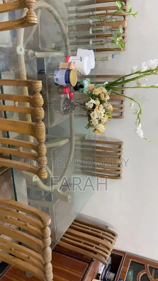 8 Seater Dinning Table Set