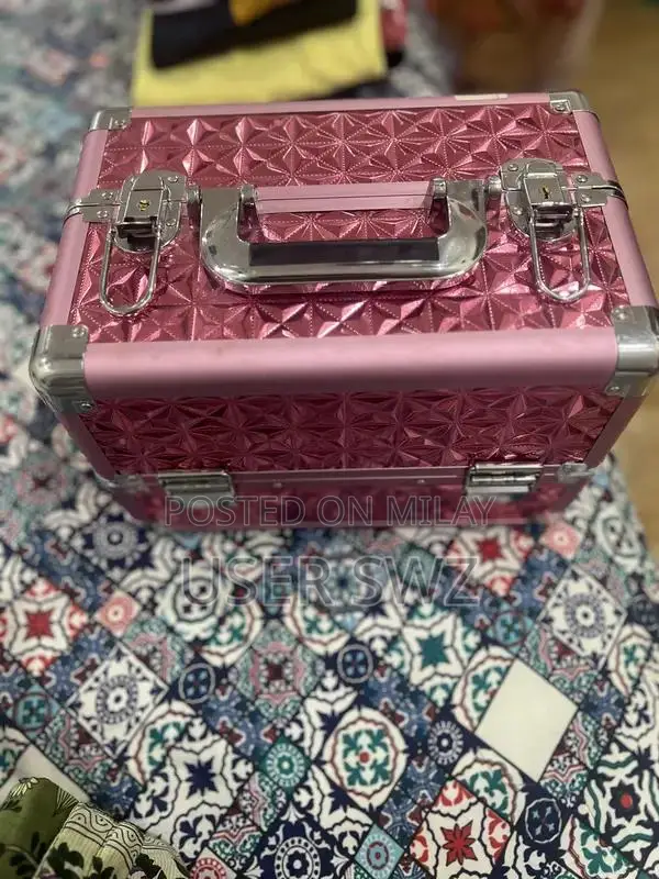 Makeup vanity box
