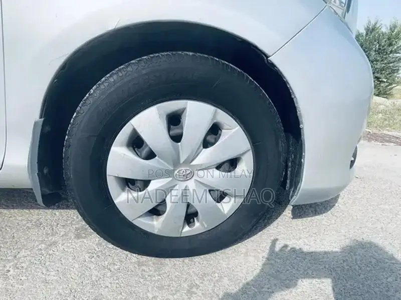 TOYATA VITZ MODEL 2011 … REG. 2016…IN GENUINE CONDITION LITLE SHOWER