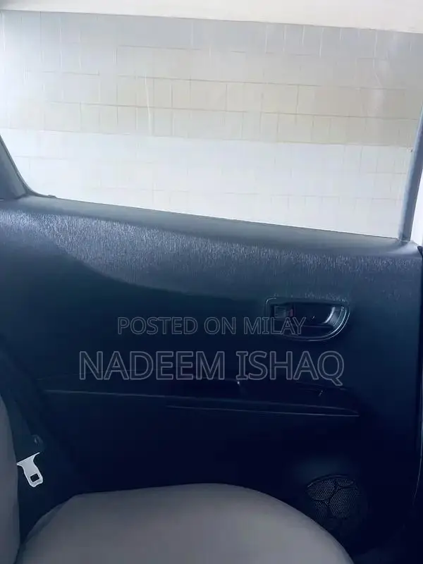 TOYATA VITZ MODEL 2011 … REG. 2016…IN GENUINE CONDITION LITLE SHOWER