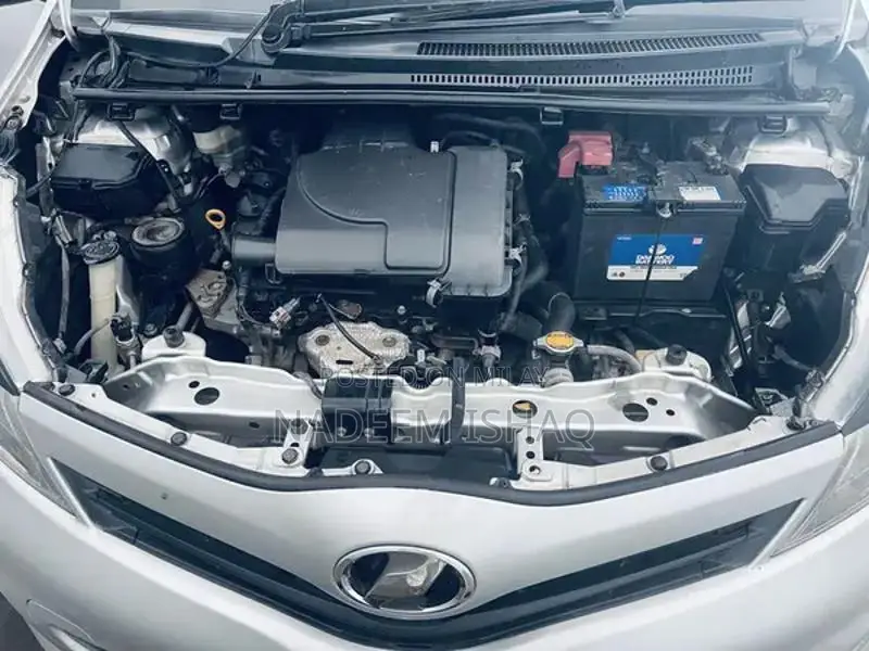 TOYATA VITZ MODEL 2011 … REG. 2016…IN GENUINE CONDITION LITLE SHOWER