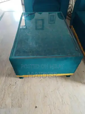 6 Seater Sofa Set with 1 Big Central Table for Sale