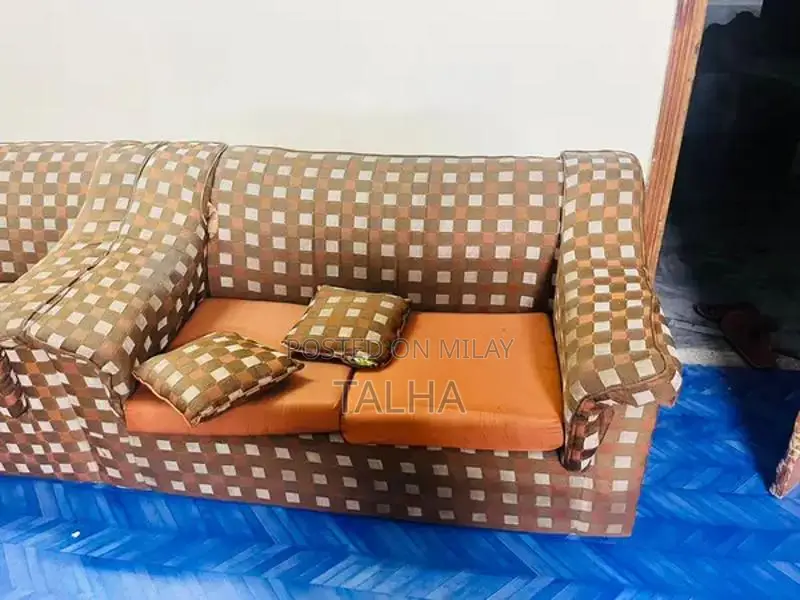 9 seater sofa