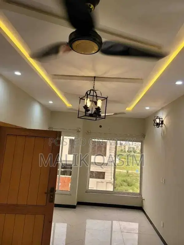 8 mrle ground portion available for rent faisal town