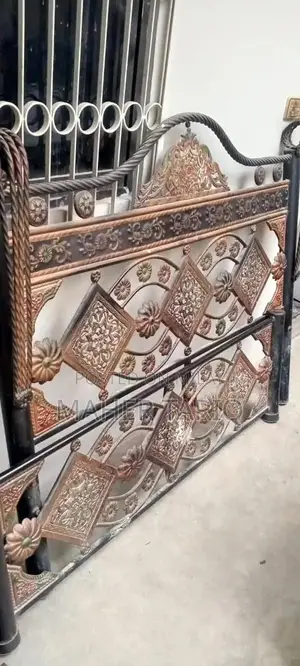 iron bed with matteresses