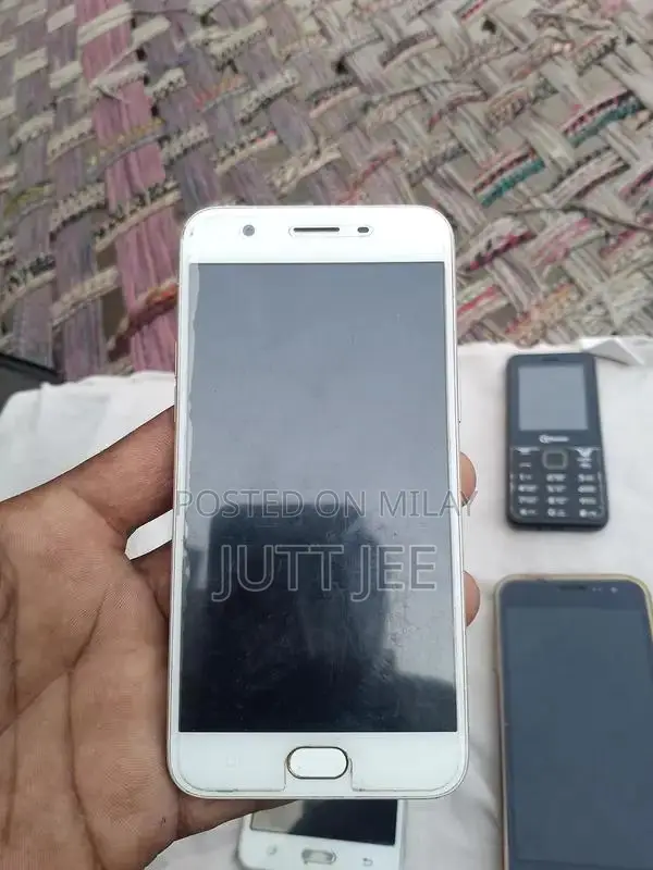 Oppo A57 all ok no opn no rapring nonPTA for sale