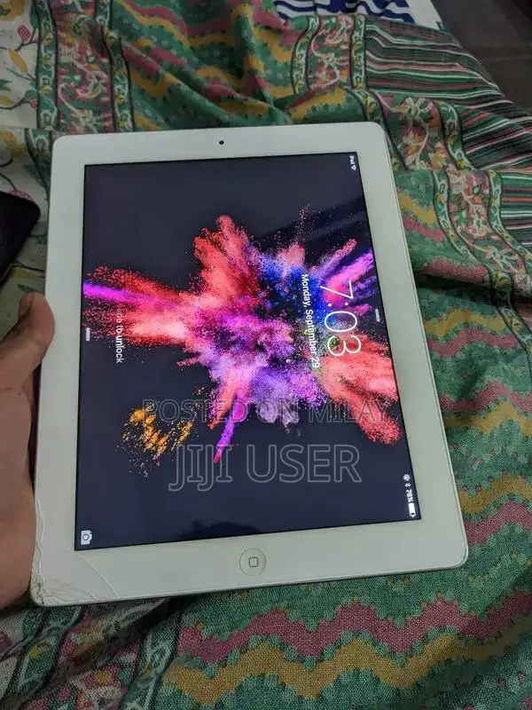 IPAD 3 full working, little used