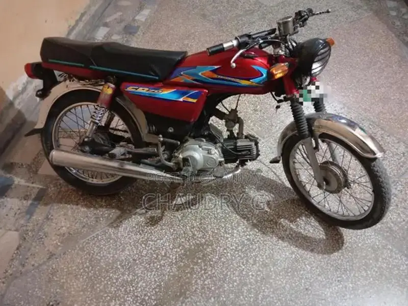 Yamaha 100cc Motorcycle - CD 70 Style Bike