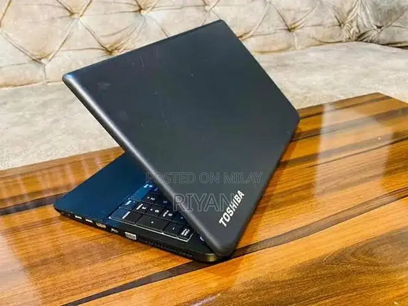 AMD Gaming Laptop with Radeon Graphics and SSD