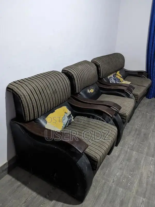 Seven seater sofa set