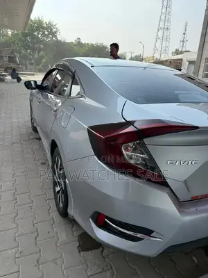 Honda Civic 1.8 Sedan Compact Car