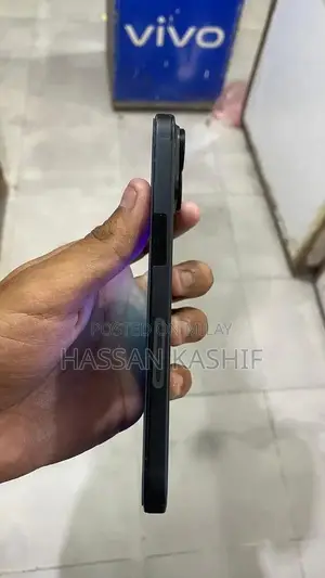 iPhone Storage Model with High Battery Health