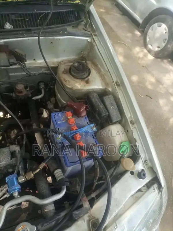 Suzuki Compact Sedan - Versatile Urban Driving Solution