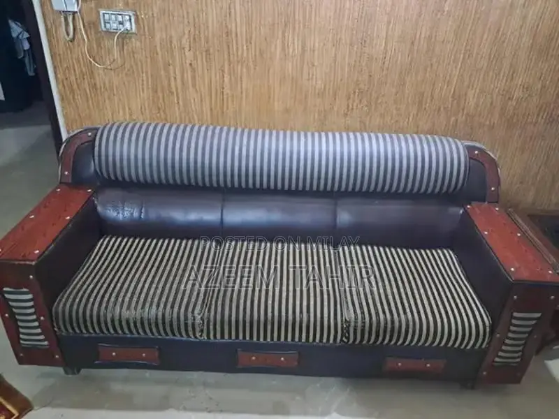 3+2+2( 7 seater) sofa set for sale