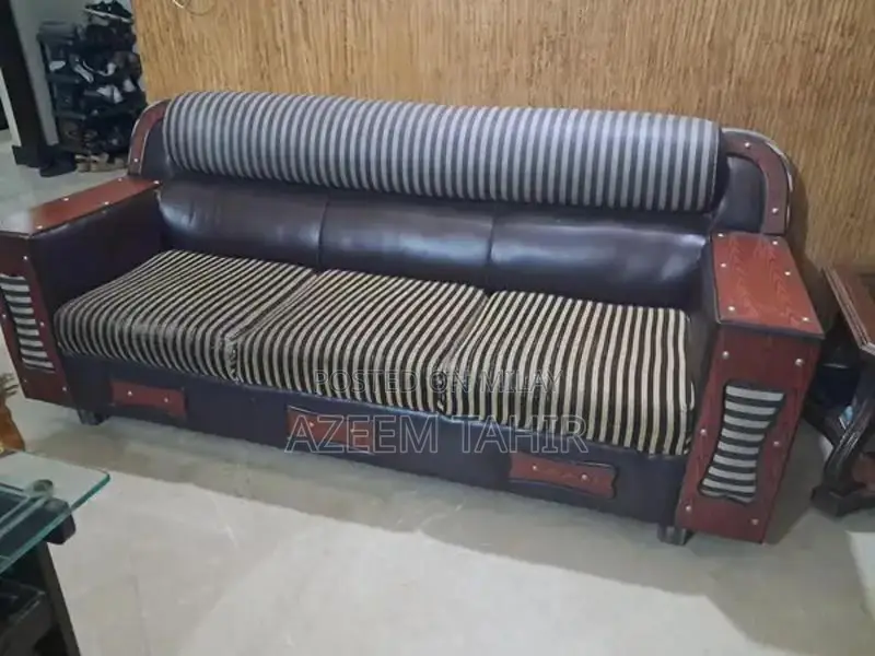 3+2+2( 7 seater) sofa set for sale