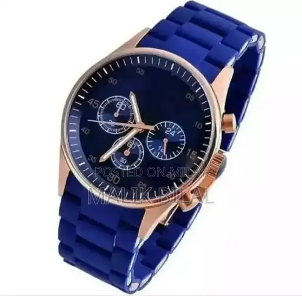 Men's Quartz Analog Watch - Water Resistant Stainless Steel Timepiece
