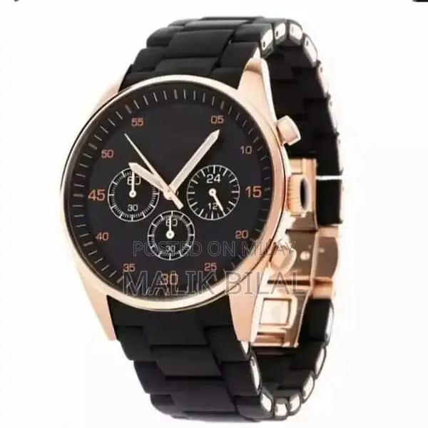 Men's Quartz Analog Watch - Water Resistant Stainless Steel Timepiece