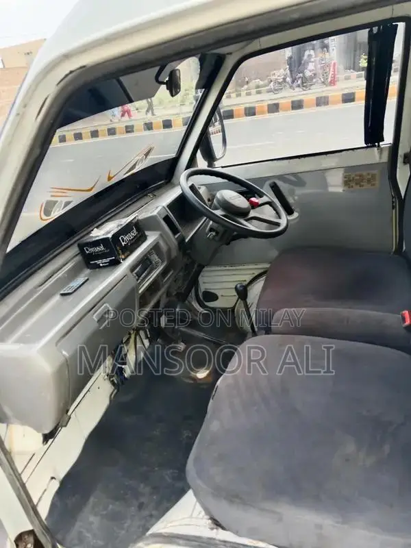 Suzuki Bolan GL 2009 CNG Sedan - Family Car with Excellent Condition