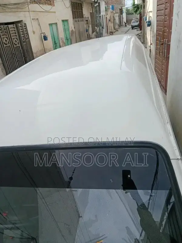 Suzuki Bolan GL 2009 CNG Sedan - Family Car with Excellent Condition