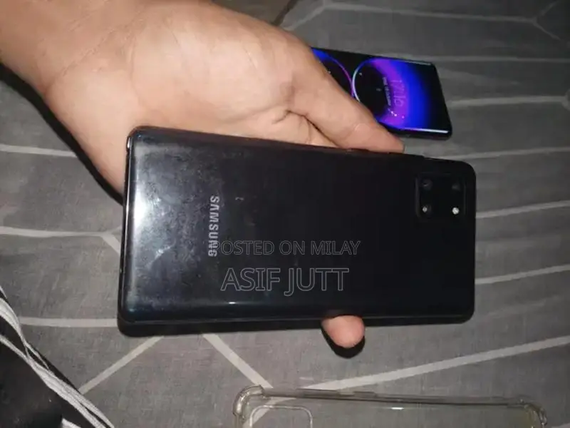 Samsung S10 or Samsung not 10 lite  2 mobile ha