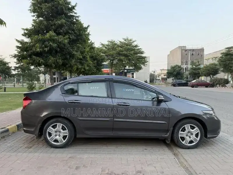 Honda City Sedan 1.3L Manual Transmission First Owner