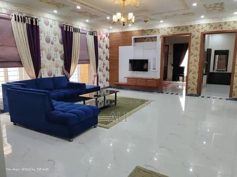 Luxurious 1 Kanal Fully Furnished House with 7 Bedrooms
