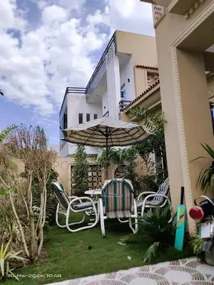 Luxurious 1 Kanal Fully Furnished House with 7 Bedrooms