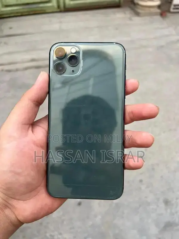 iphone 11 pŕo max 64gb