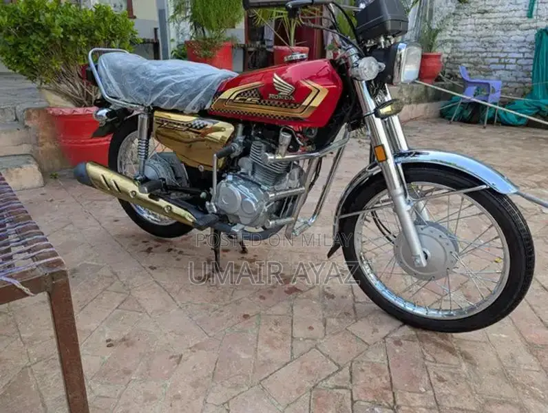 Honda CG 125 Motorcycle with Electric Start
