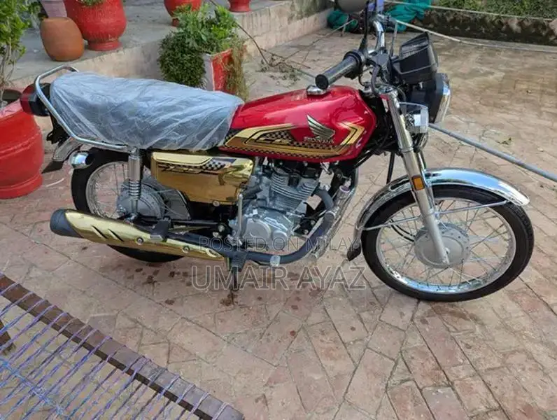 Honda CG 125 Motorcycle with Electric Start