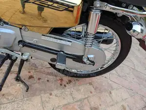 Honda CG 125 Motorcycle with Electric Start