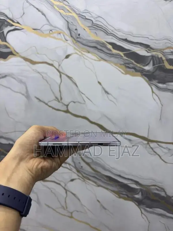 Samsung Galaxy Fold 5 Foldable Smartphone