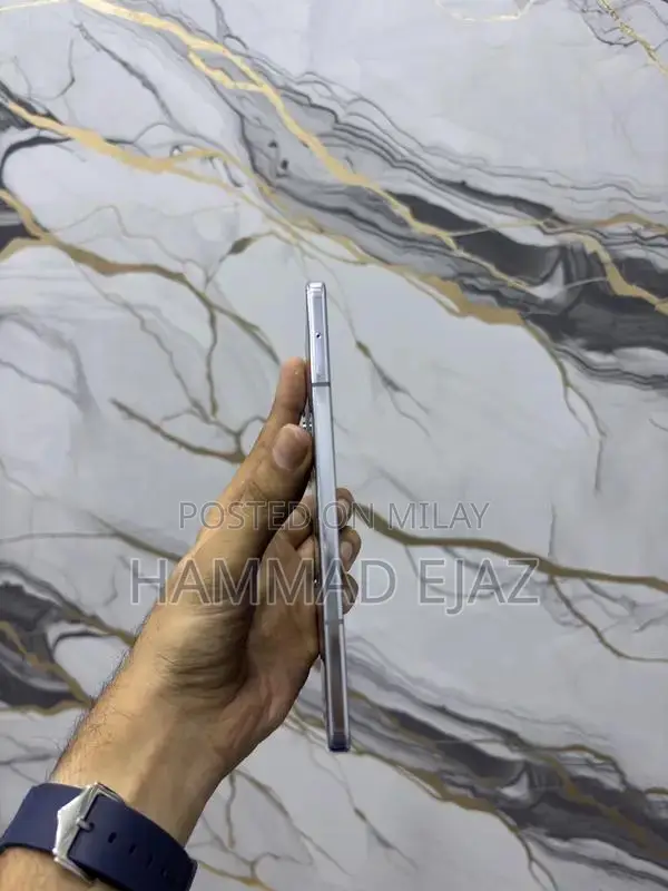 Samsung Galaxy Fold 5 Foldable Smartphone