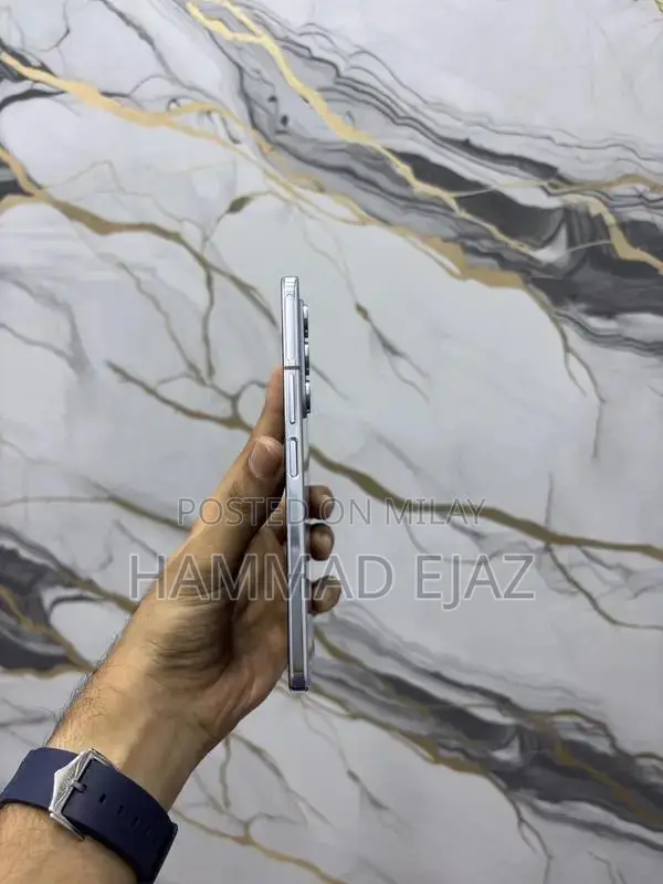 Samsung Galaxy Fold 5 Foldable Smartphone