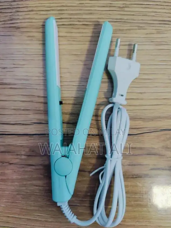 Mini Blue Pink Hair Straightener with High Heat Settings