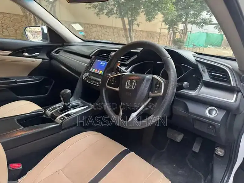 Honda Civic 1.8 IVTEC Oriel Sedan - Mint Condition