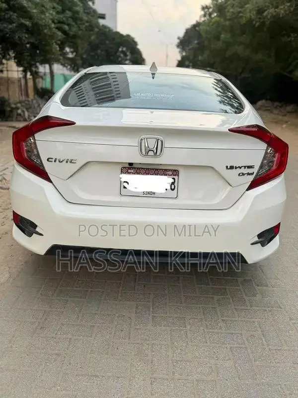 Honda Civic 1.8 IVTEC Oriel Sedan - Mint Condition
