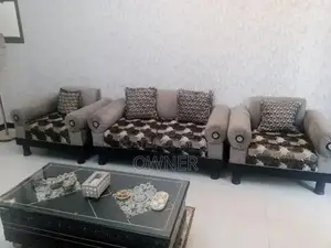 Photo - 7 seater urgent sale