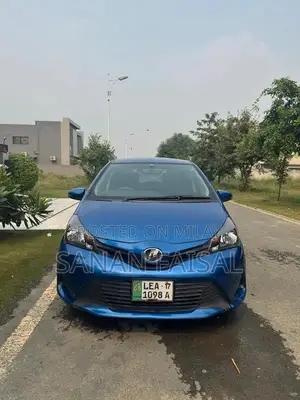 Photo - 2014/17 Vitz Total Genuine