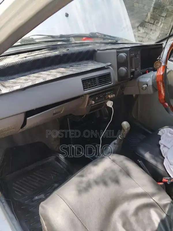 Mehran Car 2012 White Petrol Sedan