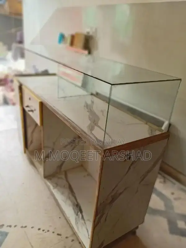 Wooden Jewelry Counter Display with Wheels and Mirror